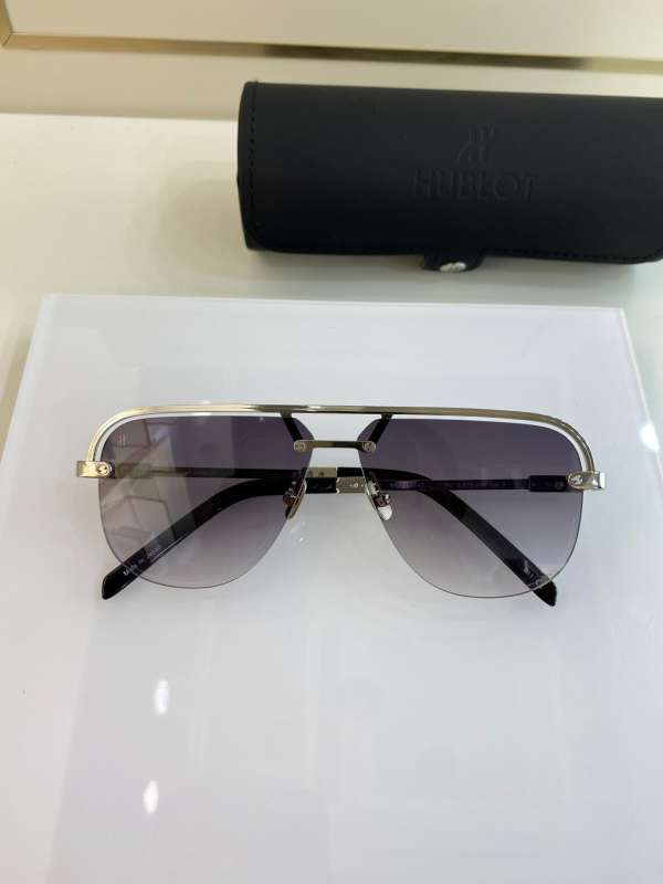 Picture of Hublot Sunglasses _SKUfw52368686fw